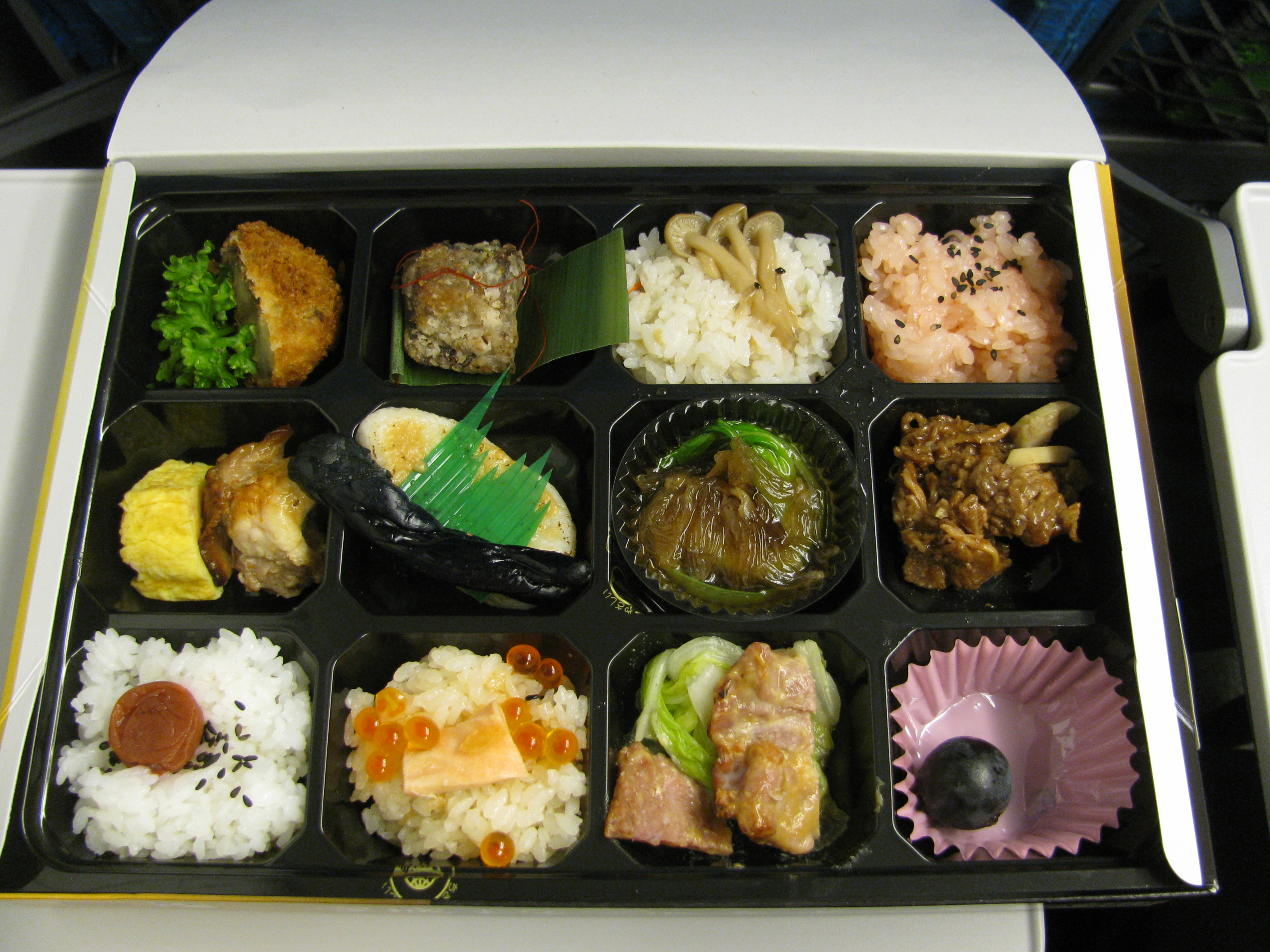 Bento Boxes | Around and About with Viv